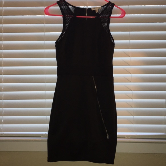 Monteau Dresses & Skirts - Monteau, Los Angeles Dress, XS